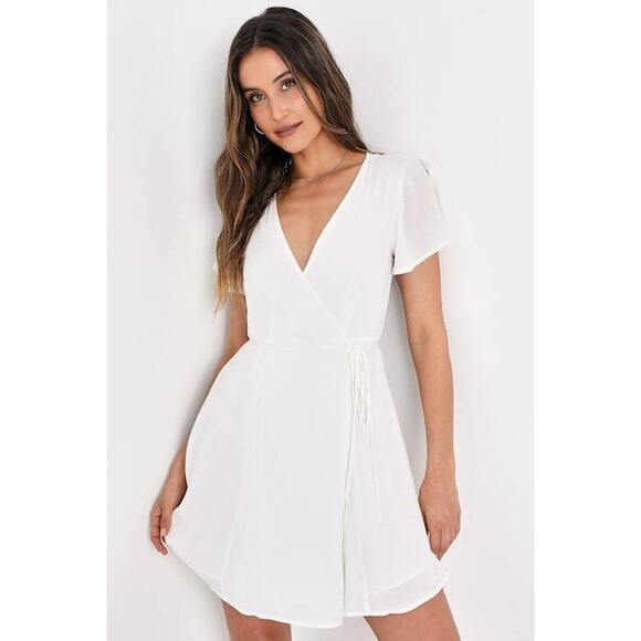 Lulus Harbor Point White Wrap Dress - Size M - Picture 1 of 3